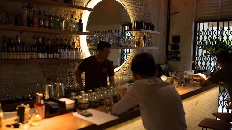 pahit bar in kuala lumpur